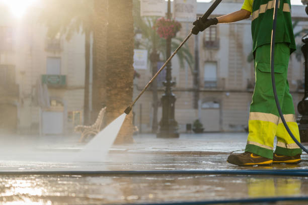 Best Garage Pressure Washing  in Lake Mawk, OH